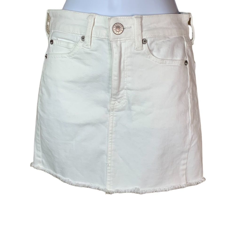 American Eagle white jean skirt